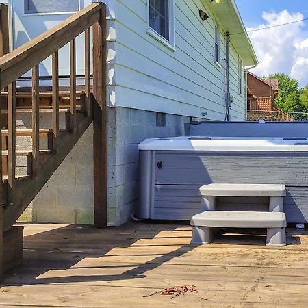Dog-Friendly Fayetteville Home With Hot Tub! Luaran gambar