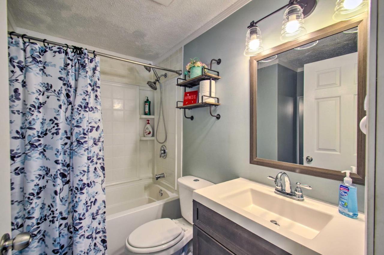Dog-Friendly Fayetteville Home With Hot Tub! Luaran gambar
