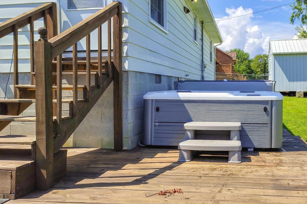 Dog-Friendly Fayetteville Home With Hot Tub! Luaran gambar